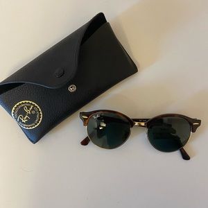 Ray Ban clubround classic sunglasses
